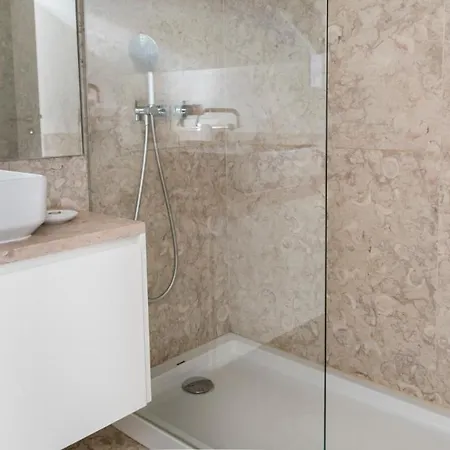 Apartamento Plum Guide - Velvety Haven Lisboa